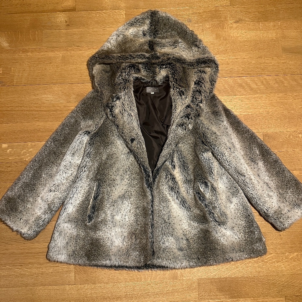 Super soft FAUX FUR coat with extra Large hood
